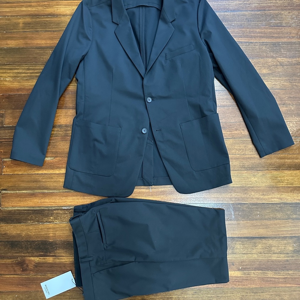 NWT Ministry of Supply 40R Kinetic Suit